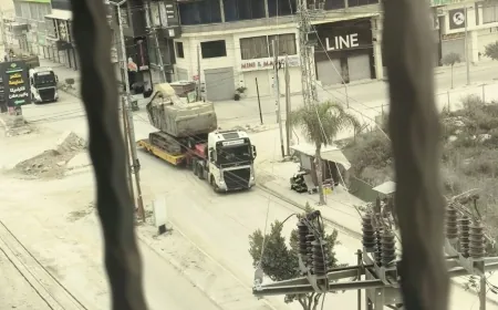 الاحتلال يدفع بتعزيزات عسكرية وجرافات جديدة إلى جنين.