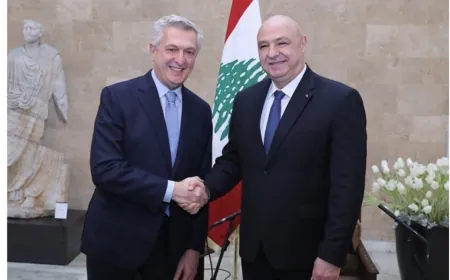 المفوض السامي لشؤون اللاجئين بعد لقائه عون: أن التغييرات في سوريا ستسمح للنازحين بالعودة الى بلدهم