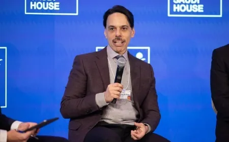 وصول وزير الخارجة السعودي الي لبنان