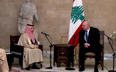الرئيس عون خلال لقائه بن فرحان: نأمل أن تتعزز العلاقات الثنائية وأن يعود الإخوة السعوديون إلى لبنان من جديد