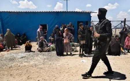 إدارة مخيم الهول تجهز أولى رحلات إعادة معتقلين لمناطق بسوريا