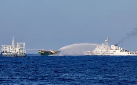 خفر السواحل الفلبينيّ اتّهم خفر السّواحل والبحرية الصينية بانتهاج "سلوك عدائيّ" ضد سفن صيد تابعة لمانيلا