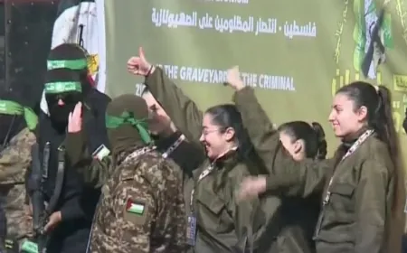 القناة 13 الإسرائيلية: الجيش الإسرائيلي يتسلّم الإسرائيليات الأربع اللاتي أفرجت حماس عنهن