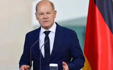 شولتس: اقتراح ترامب إعادة توطين سكان غزة غير مقبول