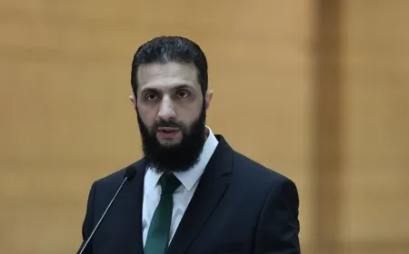 الرئيس السوري أحمد الشرع لتلفزيون سوريا:  ‏أسعى إلى تجنيب البلاد حالة المحاصصة في المناصب والكفاءة هي المعيار