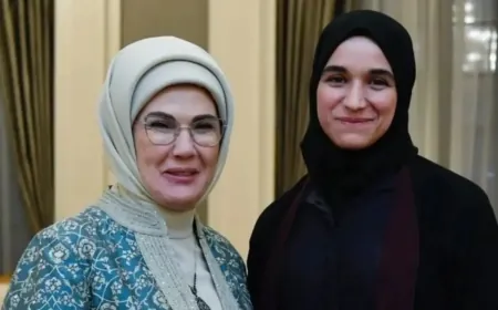 في تركيا... أول صورة رسمية لزوجة أحمد الشرع