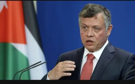 العاهل الأردني يرفض أي محاولة لضم أراض وتهجير الفلسطينيين