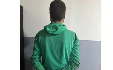 يفرض خوّة على المحال والمارة… وهذا مصيره