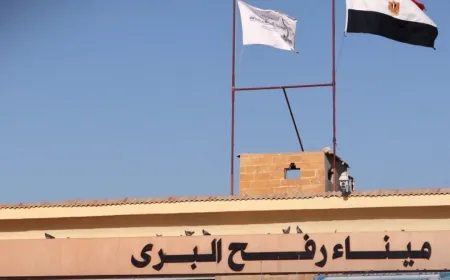 وصول 84 مصابا فلسطينيا مع 140 مرافقا لمصر عبر معبر رفح