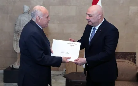 ‏الرئيس عون لوزير الخارجية الجزائرية: سنعمل على تعزيز العلاقات بين البلدين