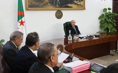 الرئيس الجزائري يأمر الحكومة بسن قوانين إضافية لحماية المرأة