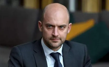 وزير الخارجية الفرنسي: الاتحاد الأوروبي "سيرد" على أي رسوم جمركية أميركية جديدة