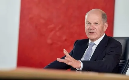 المستشار الألماني يتعهد بالرد إذا فرضت الولايات المتحدة رسوما جمركية جديدة