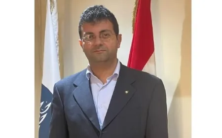 سلوم طالب باصدار تعميم يقضي باستفادة الصيادلة المتقاعدين مبلغ ٣٠٠ دولار شهرياً