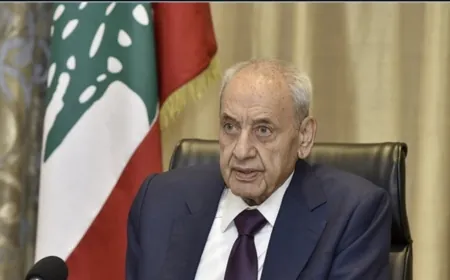 بري أبرق الى الخامنئي وبزشكيان وقاليباف مهنئاً بذكرى انتصار الثورة الإيرانية