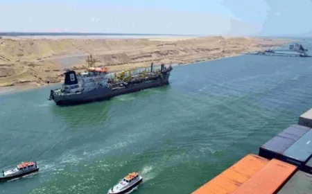 بدء تشغيل مشروع ازدواج قناة السويس