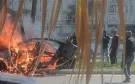 استشهاد شخص على الأقل في السيارة المستهدفة على طريق صيدا البحري