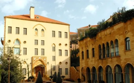 الرئيس الحريري يعقد سلسلة من اللقاءات في بيت الوسط