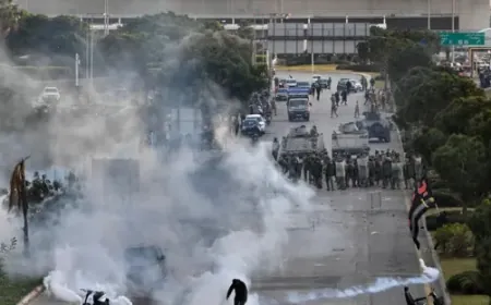 لبنان يمدد تعليق الرحلات من إيران من دون مهلة لاستئنافها