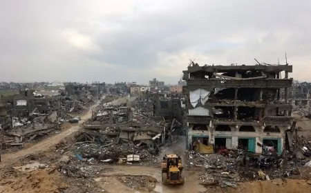 وزير خارجية مصر وكبيرة منسقي الأمم المتحدة يبحثان إعادة إعمار غزة