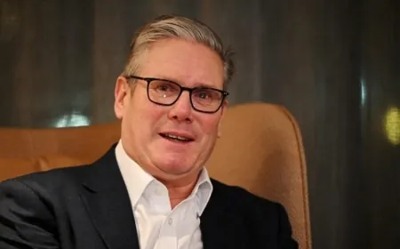 بعد انتقادات ترامب.. رئيس وزراء بريطانيا يبدي دعمه للرئيس الأوكراني