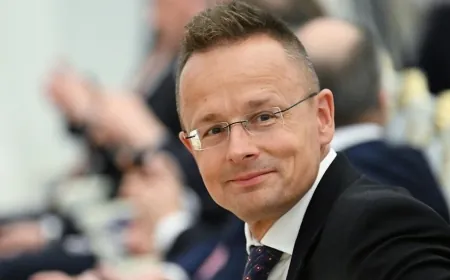 وزير الخارجية الهنغارية بحث مع وزير الخزانة الأميركية إمكان إلغاء عقوبات عن روسيا