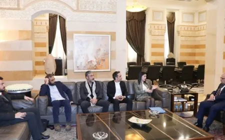 رئيس الحكومة استقبل وفدين من "رابطة المودعين" و"المنصة النسوية"