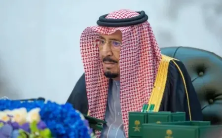 برئاسة الملك.. مجلس الوزراء السعودي يجدد التزام الرياض بتعزيز السلام العالمي