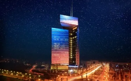 اتصالات المغرب تعين وزير مالية سابقاً رئيساً لمجلس إدارتها