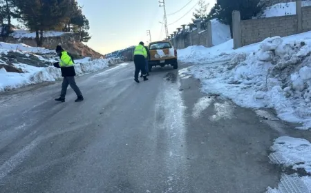 الأشغال: مراكزنا تعمل على إبقاء الطرق سالكة وآمنة