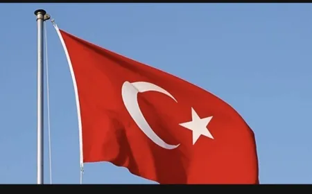 تركيا تحذر من أي "استفزاز يهدد السلام" بعد الاشتباكات في غرب سوريا