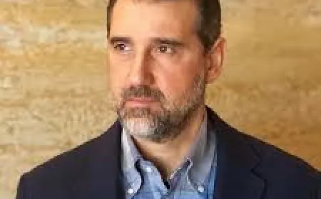 "تحركات غبية".. رامي مخلوف يعلّق على أحداث الساحل