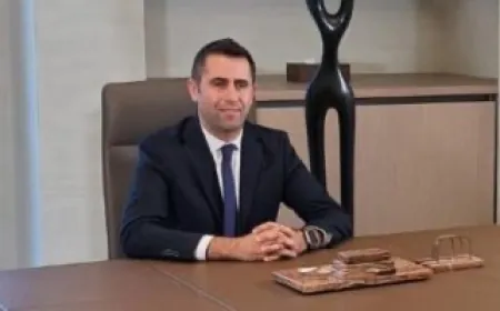 مصادر سياسية لموقع "مراسل نيوز": ترشيح المحامي أنطوان فينانوس للمقعد الماروني في طرابلس يهدد نائب القوات اللبنانية وسط غياب الأخير عن المدينة