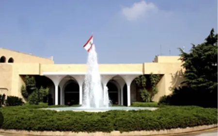 مجلس الوزراء اقر التعيينات الأمنية: العميد الركن رودولف هيكل قائداً للجيش، والعميد حسن شقير مديراً عاماً للأمن العام، والعميد ادغار لاوندس مديراً عاماً لأمن الدولة، ووالعميد رائد عبد الله مديراً عاماً لقوى الأمن الداخلي.