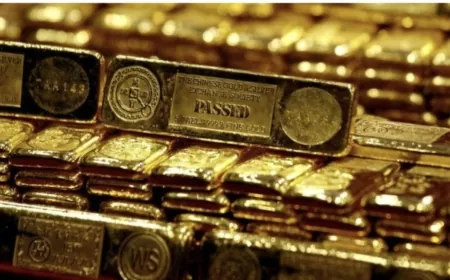 الذهب يرتفع وسط ضبابية بشأن الرسوم ودعم من بيانات التضخم