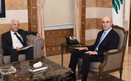 الحجار عرض وسفير ايطاليا للعلاقات وتابع مع نواب موضوع الاستحقاق البلدي