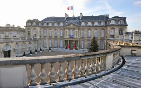 فرنسا تدعو رعاياها لمغادرة إيران