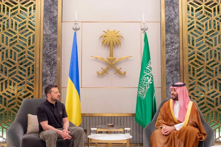 زيلنسكي إلى السعودية الاثنين...