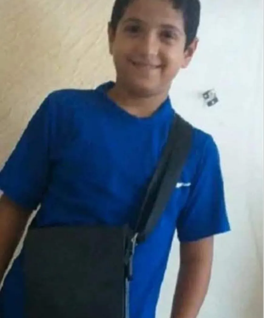أصيب بسبب "نصف الفروج".. الطفل شادي فارق الحياة
