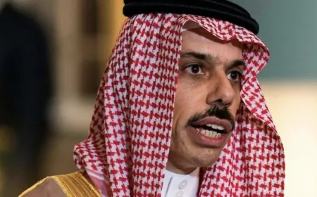 وزير الخارجية السعودي في واشنطن تحضيراً لزيارة ترامب إلى الرياض