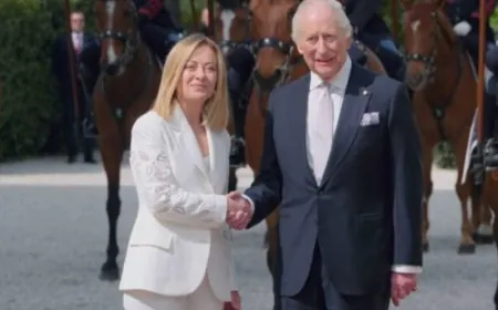 ميلوني والملك تشارلز يتبادلان التهاني خلال زيارة تاريخية إلى إيطاليا