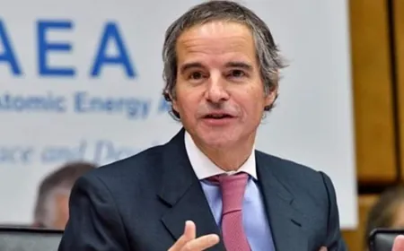 غروسي: إيران "ليست بعيدة" عن تطوير قنبلة نووية