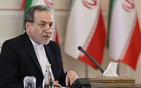 عراقجي أعلن عن مفاوضات فنيّة مع أميركا في عُمان لوضع أطر عامّة لاتفاق: مفاوضات روما كانت ناجحة