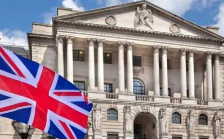 الحكومة البريطانية ترفع القيود عن بعض القطاعات في سوريا