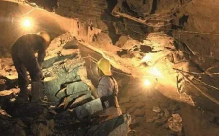 انهيار منجم ذهب في الكونغو يودي بحياة 10 أشخاص على الأقل