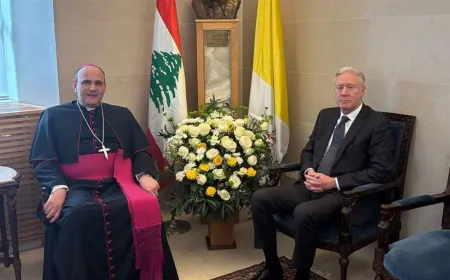 وزير الخارجية معزيا بالبابا: ليكن لبنان دائما في صلواته