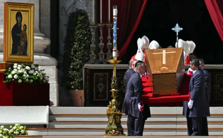 بجنازة مهيبة… العالم يودّع “بابا الشعب والفقراء”