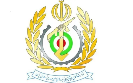 وزارة الدفاع الإيرانية: لا وجود لشحنات عسكرية مخزّنة في موقع انفجار الميناء