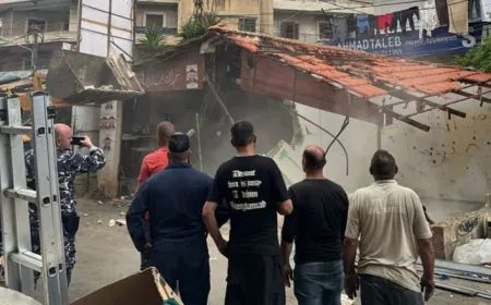 بلدية طرابلس تواصل حملة إزالة المخالفات والتعديات في القبة وجبل محسن بمؤازرة أمنية