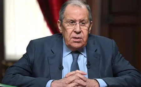 لافروف: هدنة عيد النصر تعتبر بداية لمفاوضات مباشرة مع كييف دون شروط مسبقة